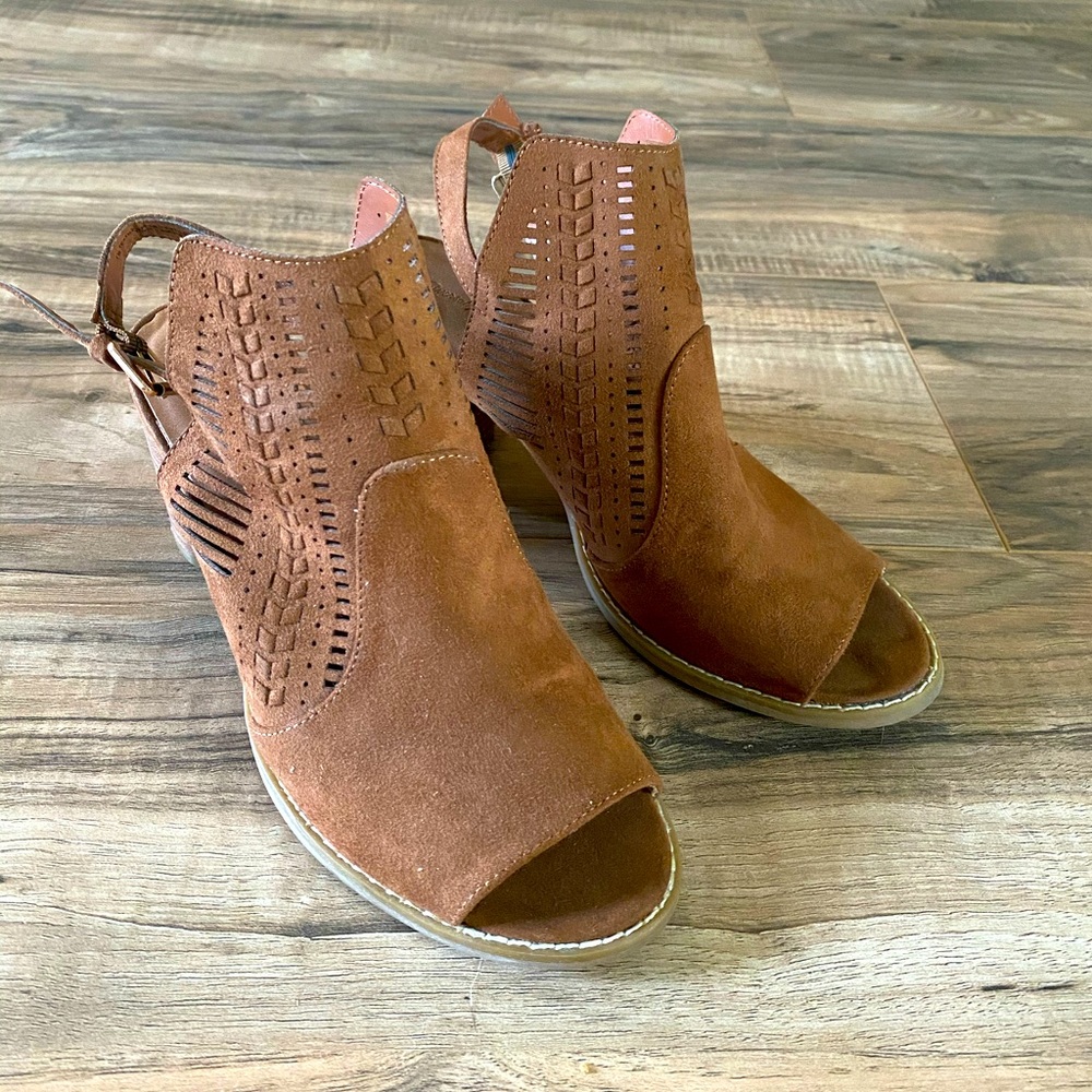 Brown Suede Open-toed Heels